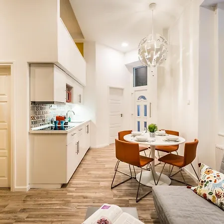 Orangehomes Klauzal